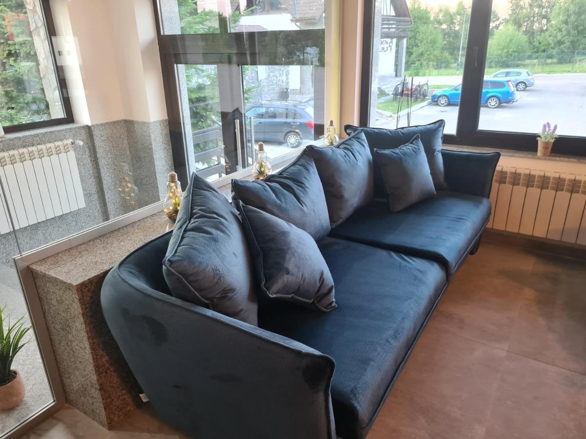 New Wolf Hotel Bran  Buitenkant foto