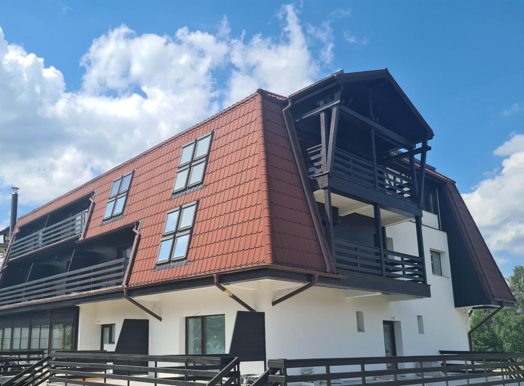 New Wolf Hotel Bran  Buitenkant foto