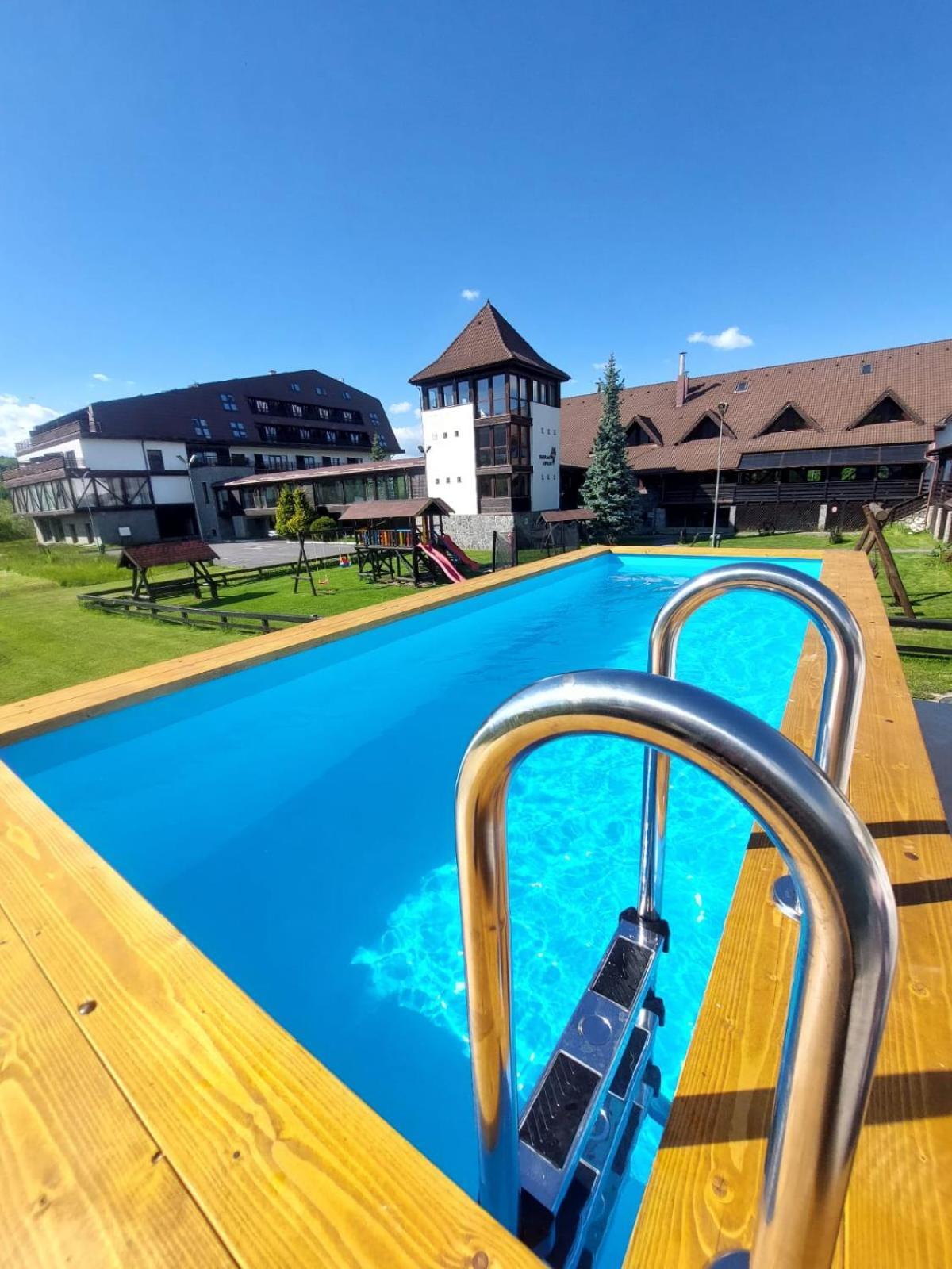 New Wolf Hotel Bran  Buitenkant foto